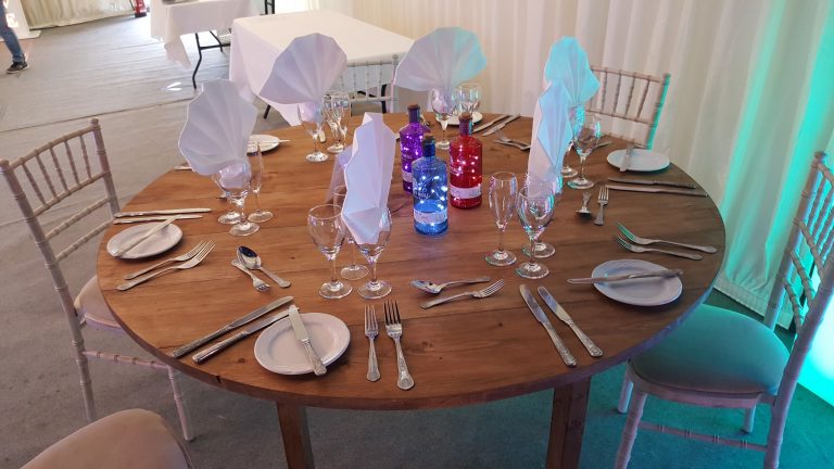 5ft Rustic Round Tables